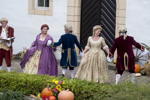 Schlosstanzgruppe Winnenden Barock Tanz Rokoko württembergischer Hof Herzog Carl Eugen